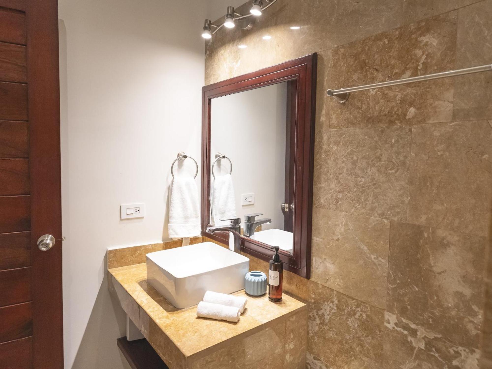 Surfside Apartments - Playa Carmen Playa Santa Teresa  エクステリア 写真