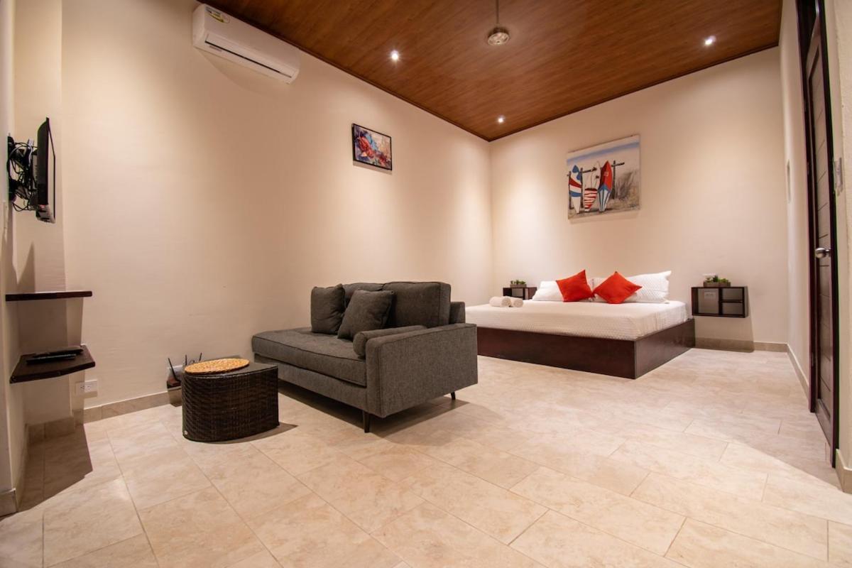 Surfside Apartments - Playa Carmen Playa Santa Teresa  エクステリア 写真